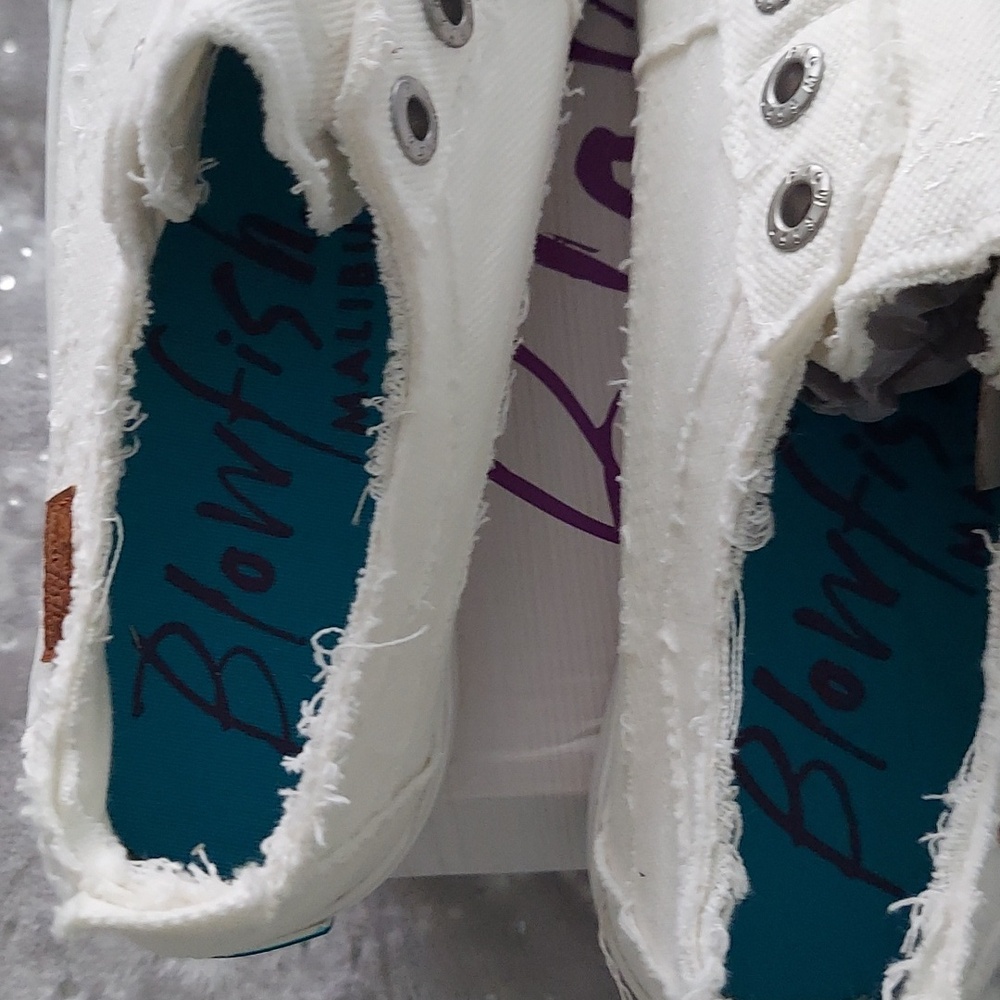 Blowfish White Canvas Slip In Sneakers - Picture 9 of 10